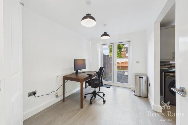 3 bed Terraced for sale Image 4