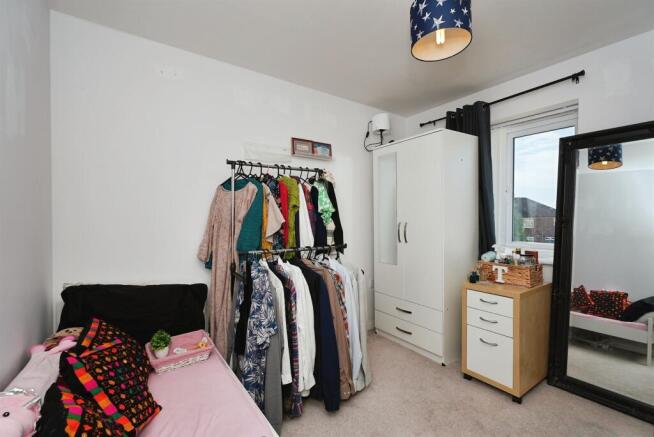 3 bed Semi-Detached for sale Image 9