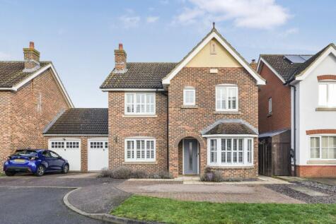 Sage Close, Biggleswade, SG18