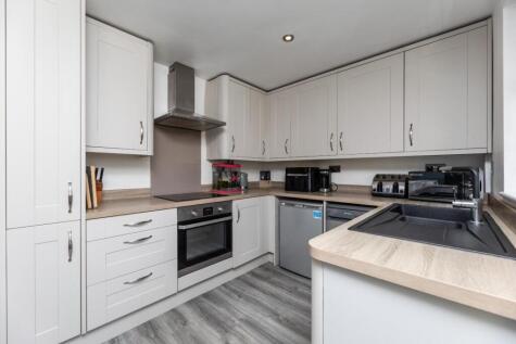 Broadmead, Castleford