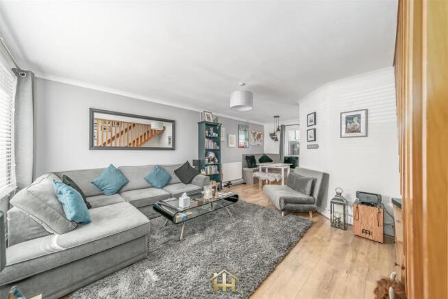 4 HADDINGTON PLACE DD4 0RJ 200326 EDIT (14 of 26).