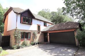 5, Moselle Close, Farnborough GU14 9YB