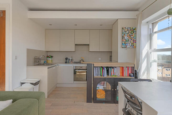 Flat 4, Thicket T...