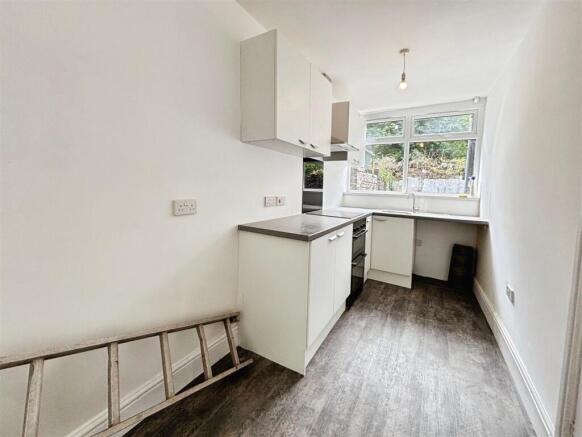 3 bed Terraced for sale Image 4