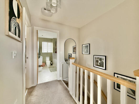 3 bed Semi-Detached for sale Image 10