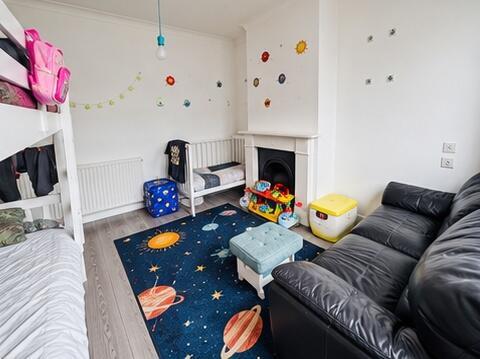 Western Avenue, DAGENHAM, RM10 8UP photo 3
