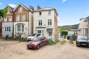Laburnum Cottage, Horsham Road, Dorking RH5 4NE