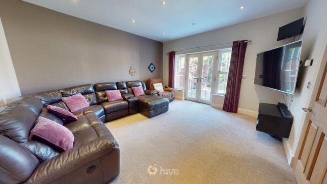 6 bed Detached for sale Image 7