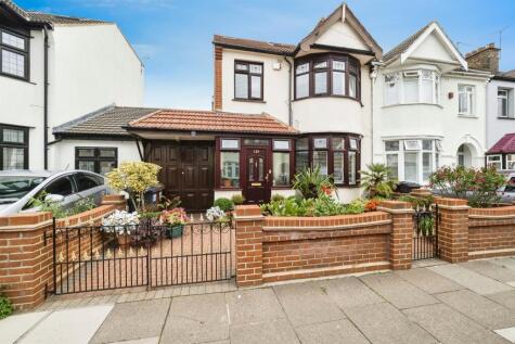 Salisbury Avenue, Barking