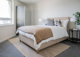 42, Thames Road, Silvertown, London E16 2ZL