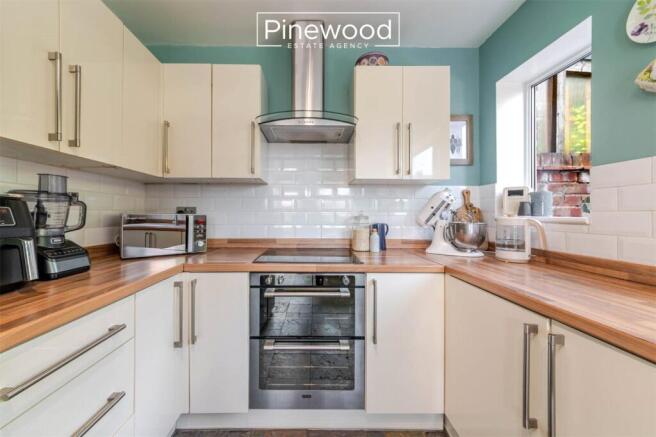 Warren Drive, Broughton, Flintshire, CH4 photo 3