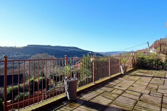 Terrace to Dining Ro