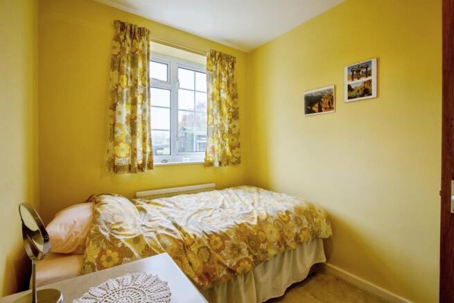 4 bed Detached for sale Image 6
