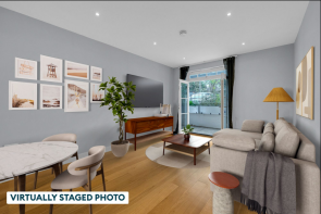 2, 92 Garden House, Mycenae Road, London SE3 7AX