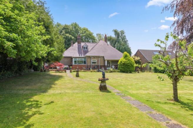 22 Lullington Road, Overseal
