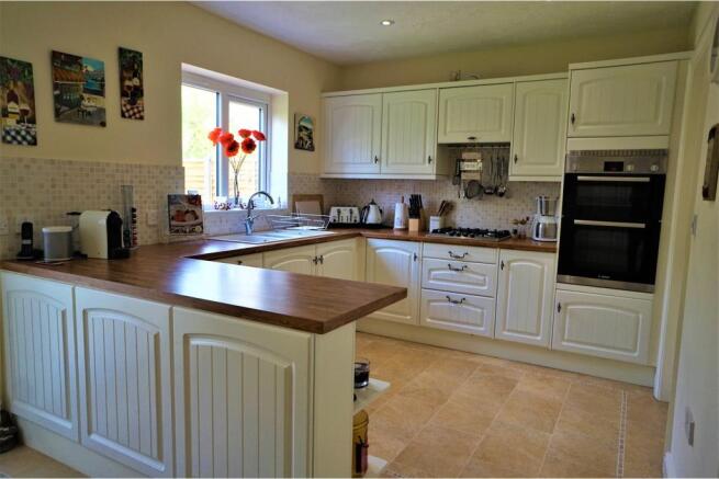 Kitchen / Breakfast