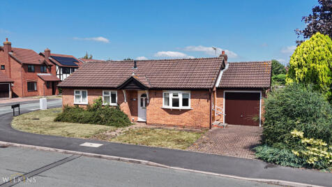 Guinevere Avenue, Stretton, Burton-on-Trent, Staffordshire, DE13