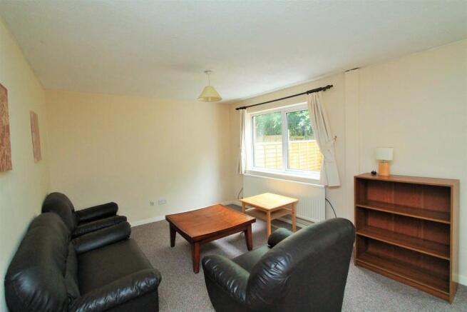 Living Room.JPG