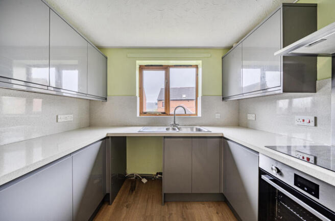 1442685-10-69de76...