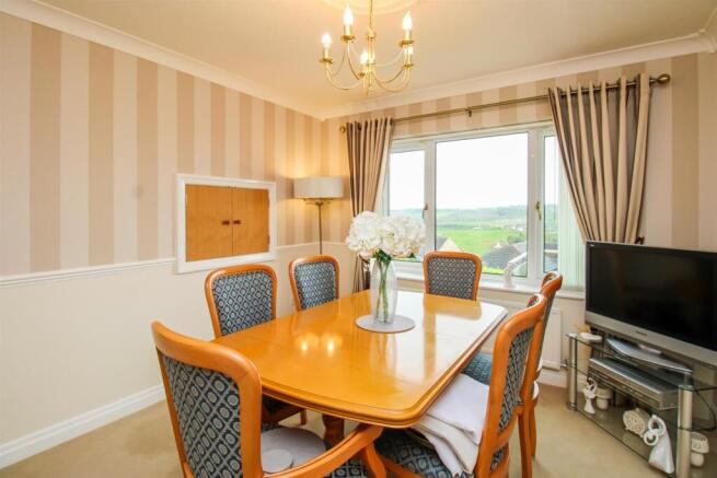3 bed Detached Bungalow for sale Image 7