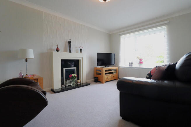 4 bed Detached for sale Image 4