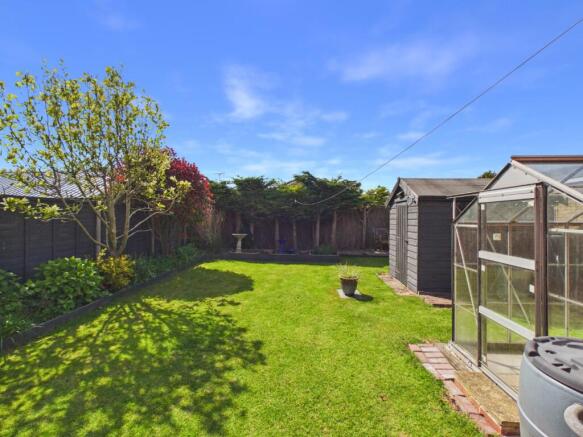 3 bed Semi-Detached for sale Image 4
