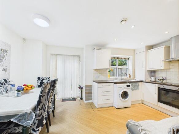 CAM01835G0-PR0281...