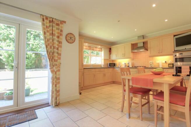 Kitchen/Breakfast Room