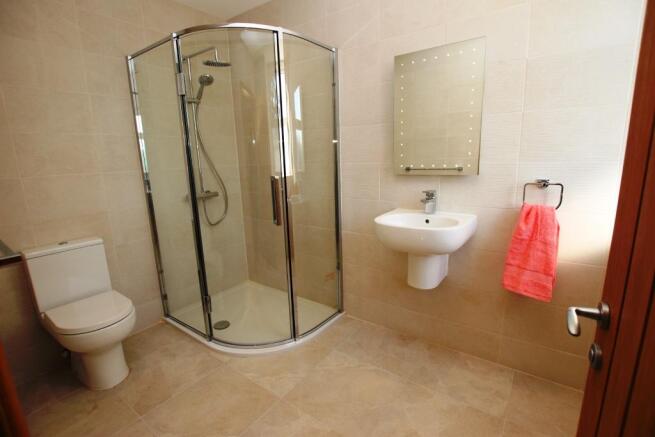 Ensuite