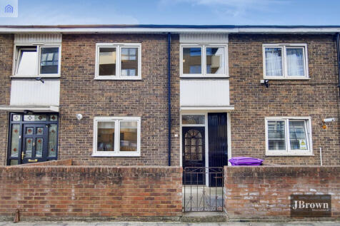 Woodall Close, London, E14