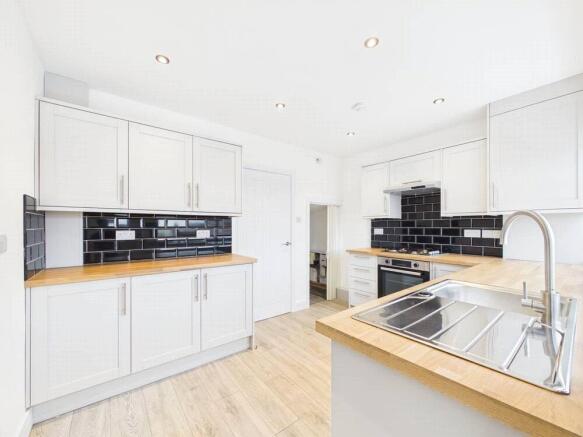 Barnes Way, Worcester, Worcestershire, WR5 photo 2
