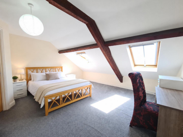 2 Chapel Court