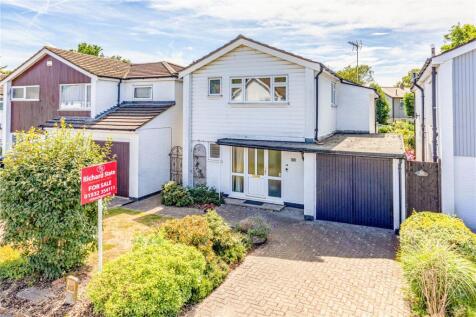 Cobs Way, New Haw, Addlestone, Surrey, KT15