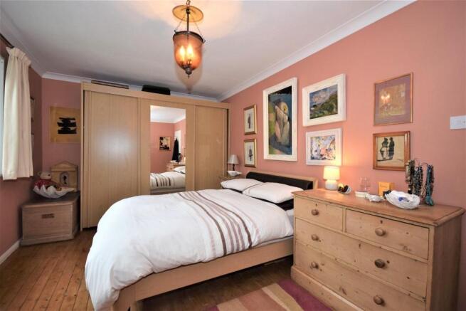 BED 1.JPG
