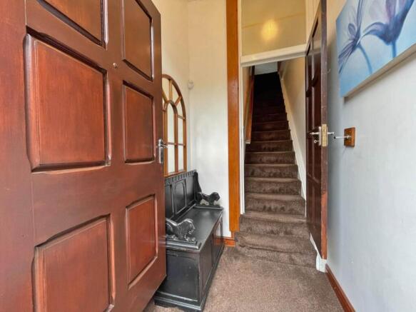 2 bed Apartment to rent Image 4