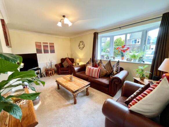 Lounge With Butterfly Bay Window