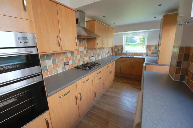 Fitted Kitchen