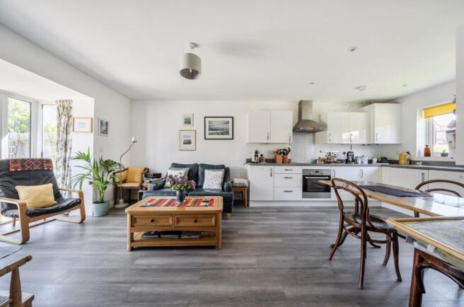 Open plan living, dining & kitchen area