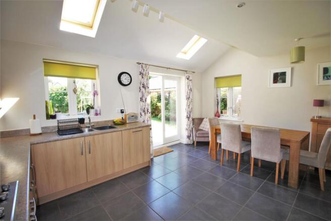 Kitchen/Breakfast