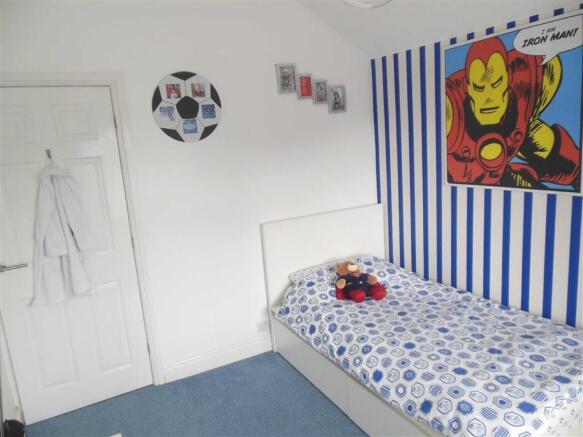 Bedroom no.2 front d