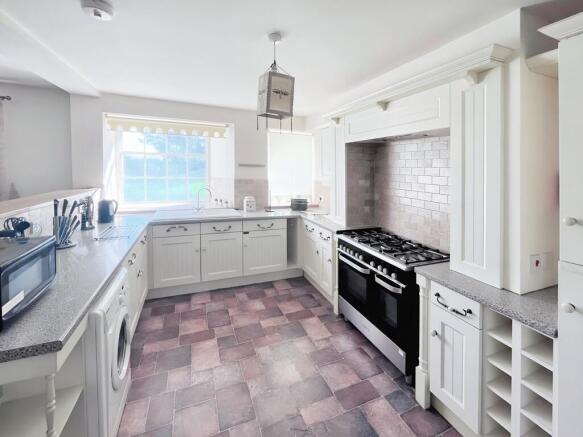 0daff895-kitchen ...