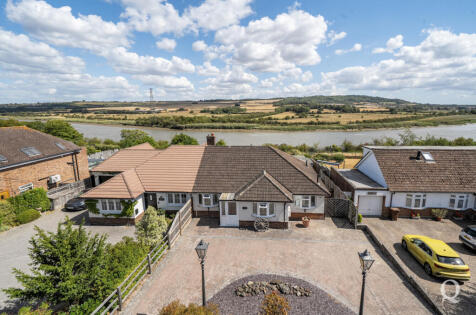Rochester Road, Halling, Rochester, Kent, ME2