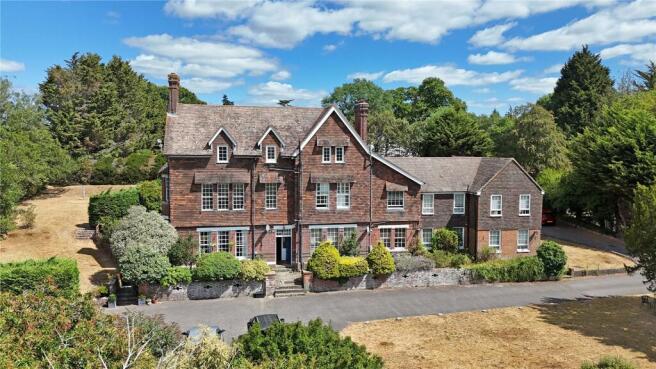 8 Woodberry House