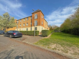 85, Windermere Avenue, Purfleet-on-thames RM19 1QN