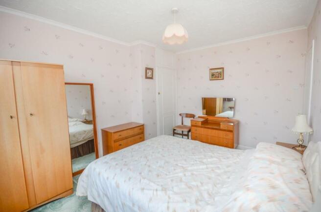 Bed 2 pic 2.jpg