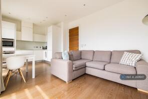 132, 52, Tizzard Grove, London SE3 9FE