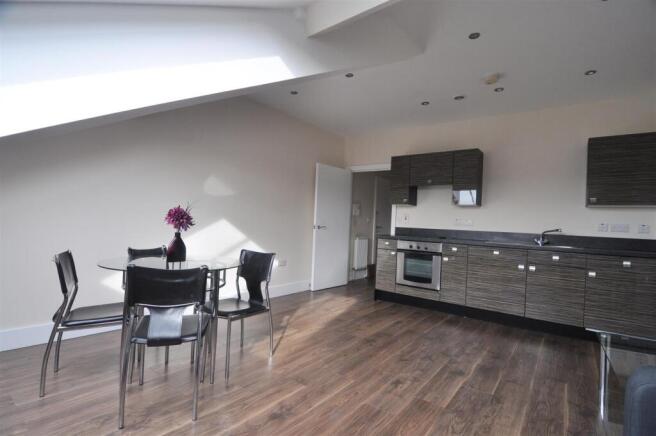 Open-Plan Lounge/Kitchen