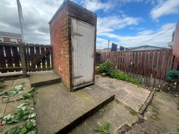 3 bed Terraced to rent Image 10