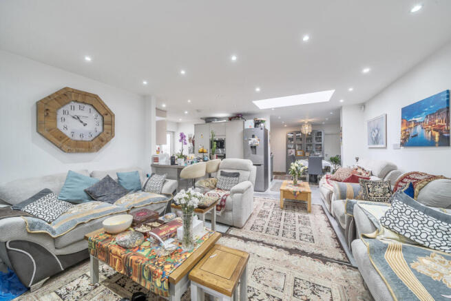 1341747-7-68a336a...