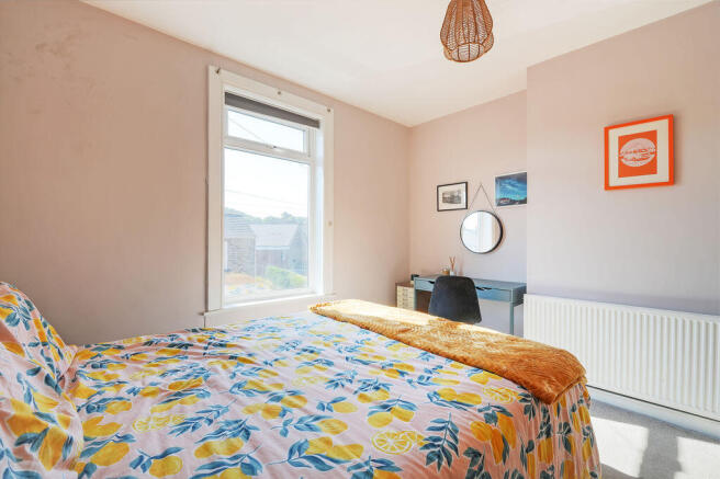 3 bed Semi-Detached for sale Image 12